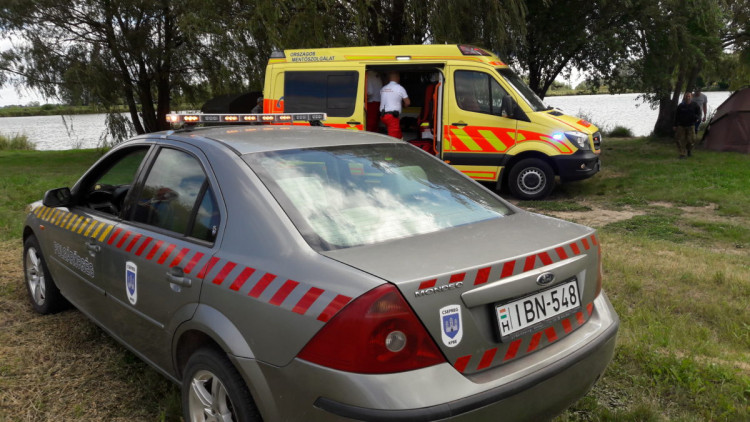 Csepregi polgárőrök segítettek