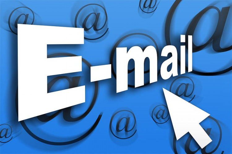Változások az e-mail címekben