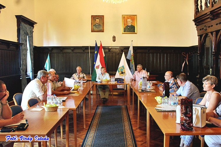 Kihelyezett elnöki fórum 