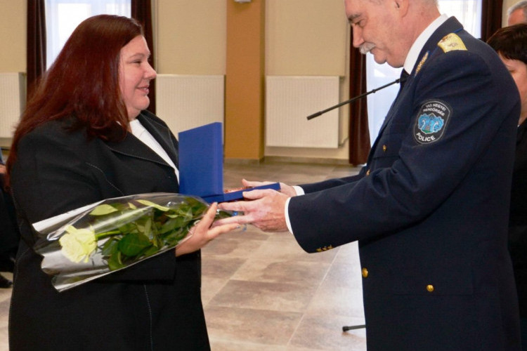 „Vas Megye Rendőrségéért” kitüntető címet kapott Kiss Viktória    