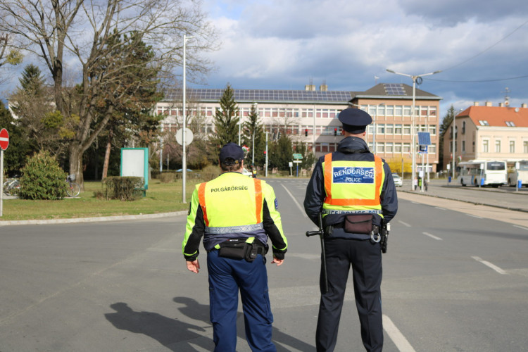 MÁRCIUS 15-I HŐSÖKRE EMLÉKEZTEK VAS MEGYÉBEN