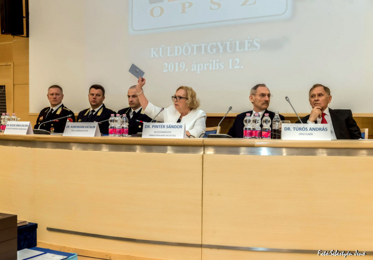 ORSZÁGOS KÜLDÖTT GYŰLÉS BUDAPESTEN