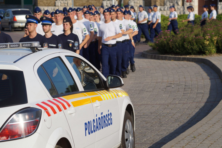 KIBOCSÁJTÓ ÜNNEPSÉG KÖRMENDEN