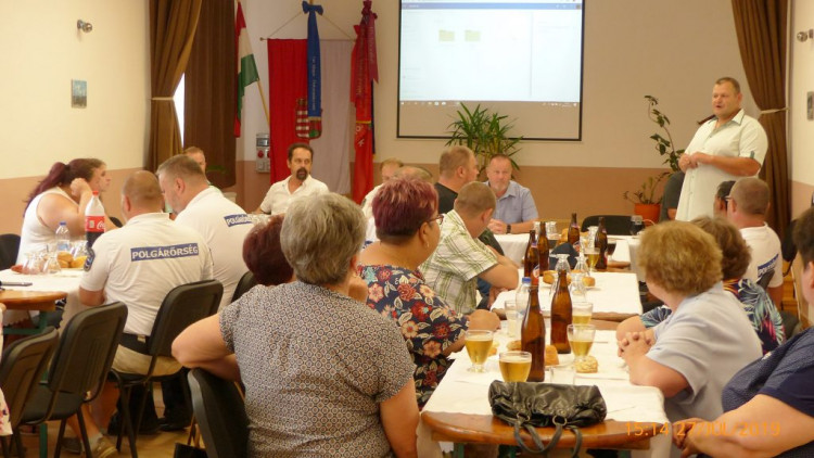 20 éves évforduló Rönökön