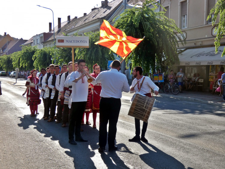 Nemzetközi Folklórnapok Sárváron