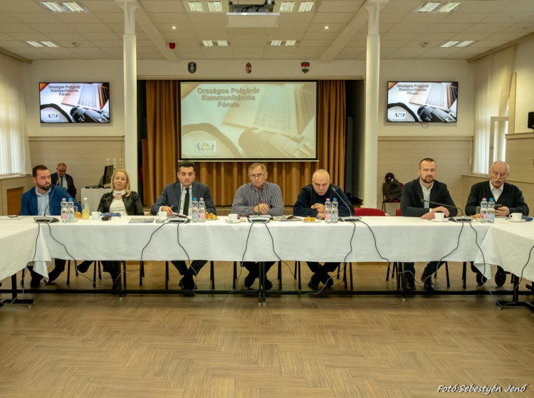 Erősíti kommunikációját az OPSZ