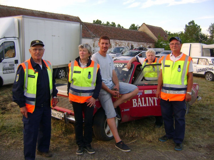 Autósport eseményen a vásárosmiskei polgárőrök