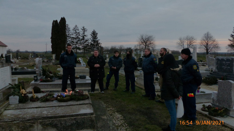 Elhunyt társukra emlékeztek