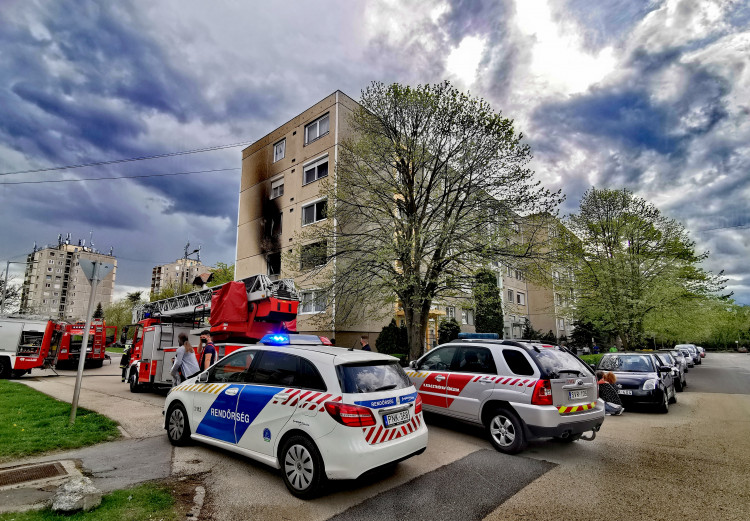 Tűzesetnél segédkeztek a sárvári polgárőrök