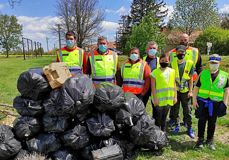 Vesszen minden út menti szemét - szemétgyűjtési akció