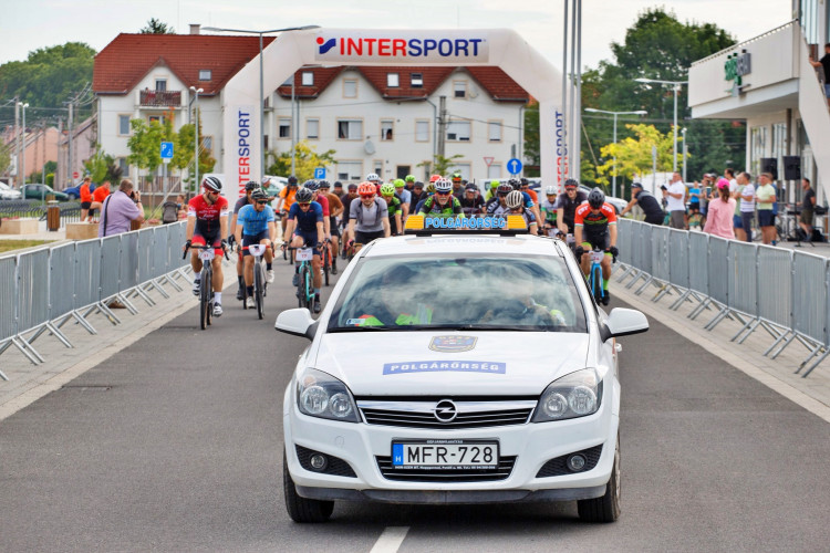 Kerékpáros versenyen vettek részt a vasi polgárőrök