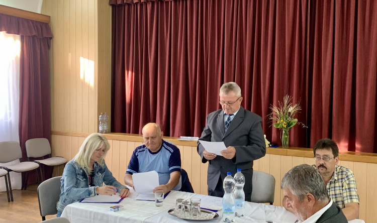 Régi-új elnök Bajánsenyén