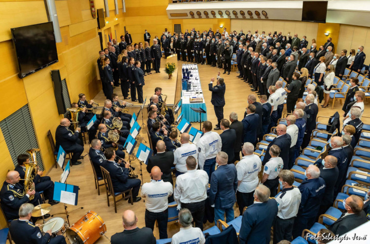 A legjobbak munkáját köszönték meg a nemzeti ünnep alkalmából