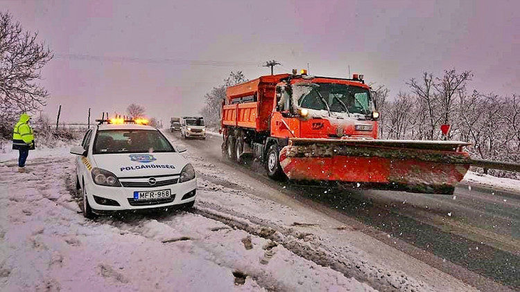 Balesetnél segítettek a hosszúperesztegi polgárőrök
