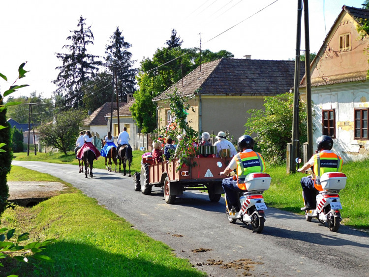 Szüreti felvonulás Olaszfán