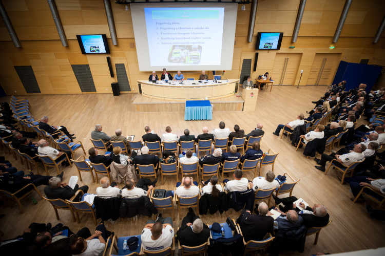 12 pont a nehéz időszak átvészeléséért