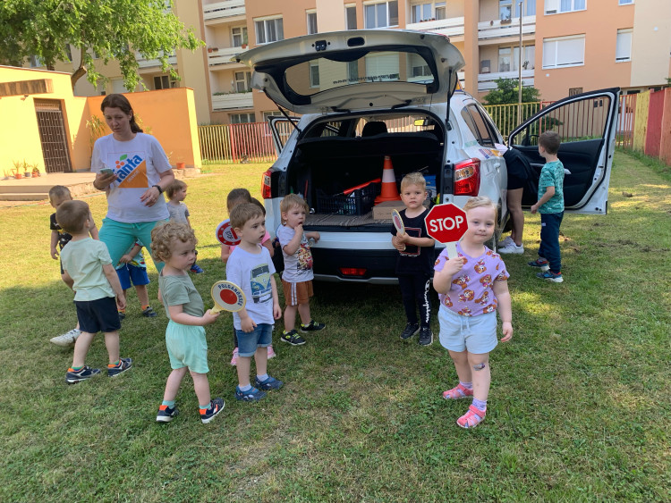 Polgárőrök az óvodában