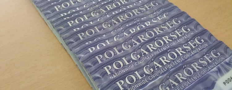 Még egyszer az igazolványokról