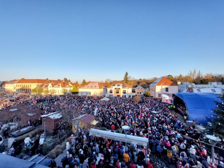 SÁRVÁRON JÁRT JOULUPUKKI, A FINN MIKULÁS!