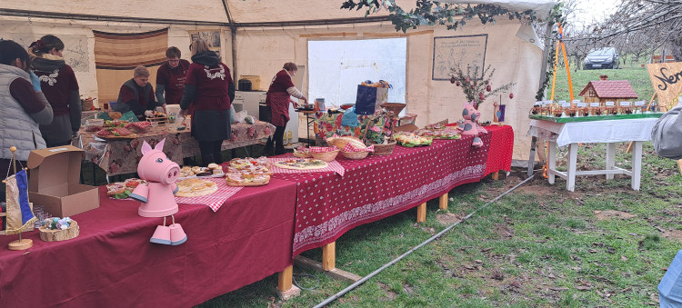 IX. Pincés-kemencés böllérverseny