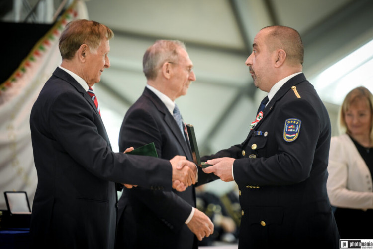 Nagyszabású ünnepség a 35. évfordulón